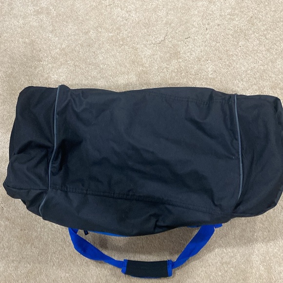 Skyline 28” duffel bag - Picture 8 of 10